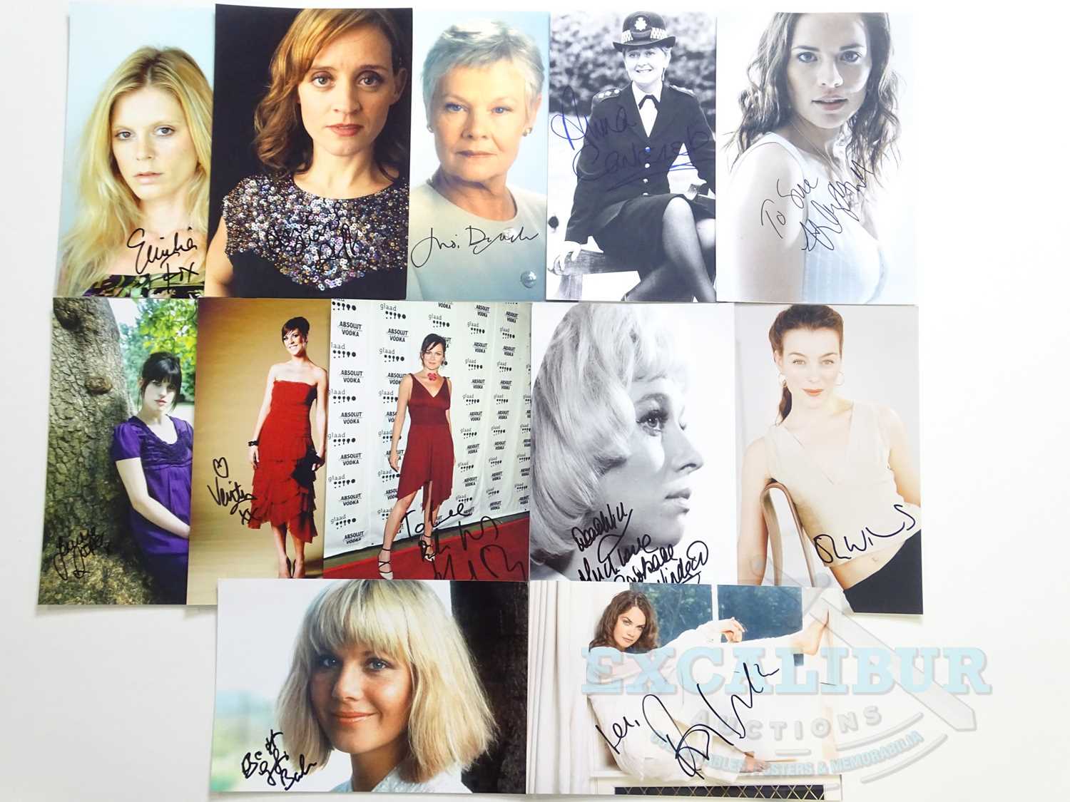 Lot 333 - A group of female actresses' signatures on A4...