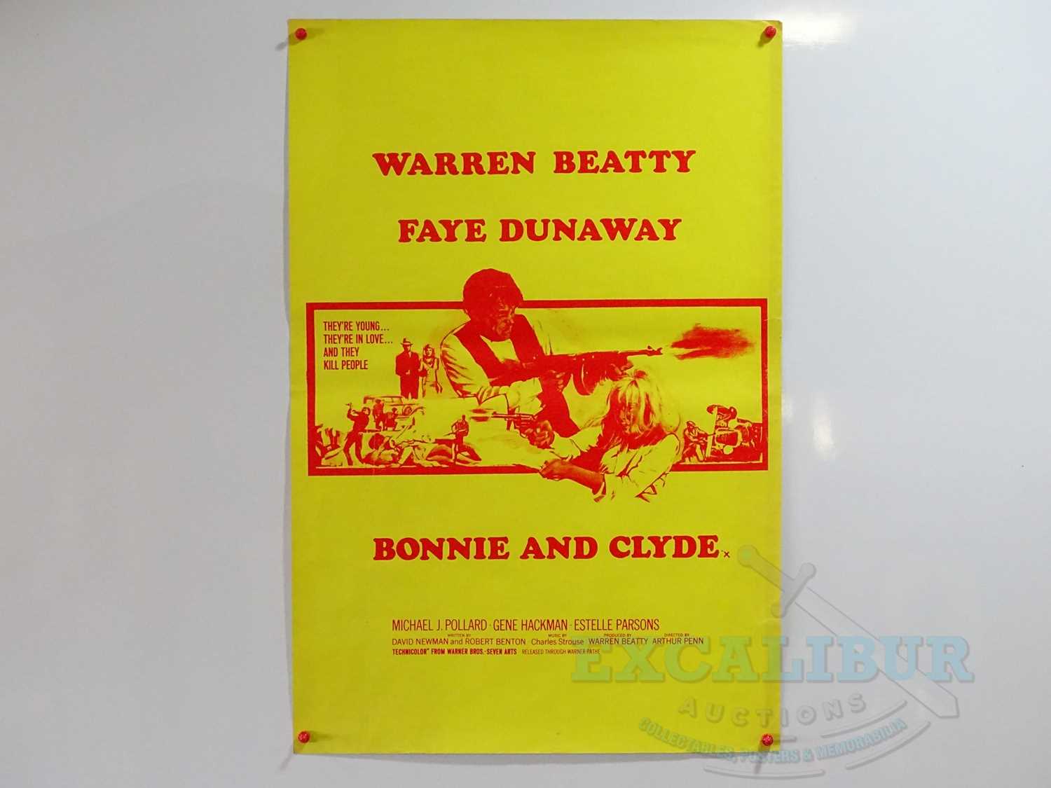 Lot 421 - BONNIE AND CLYDE (1967) - A double crown film...