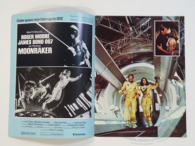 Lot 497 - JAMES BOND : MOONRAKER (1979) - A UK quad film...