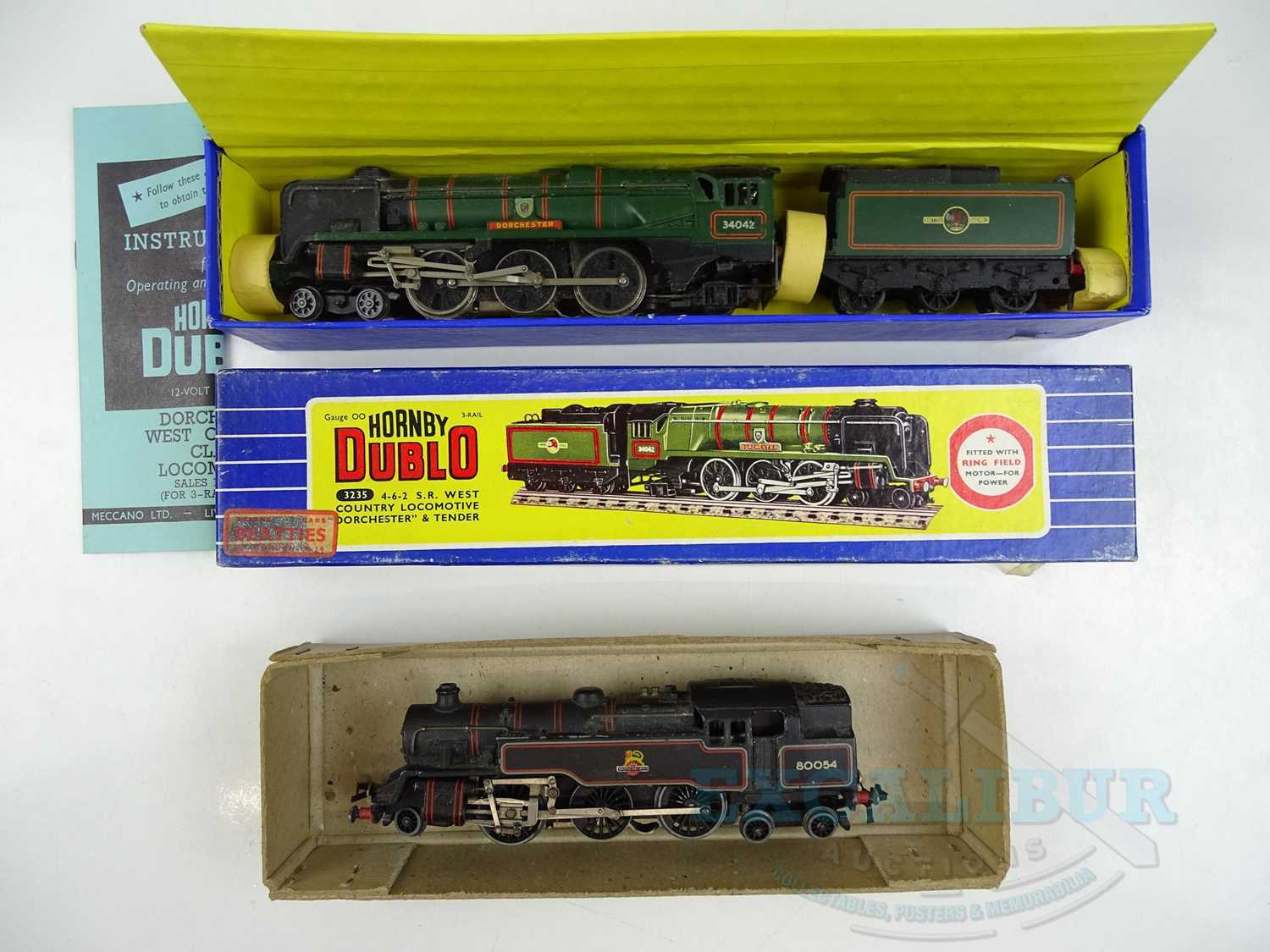Lot 152 - A pair of HORNBY DUBLO 3-rail steam...