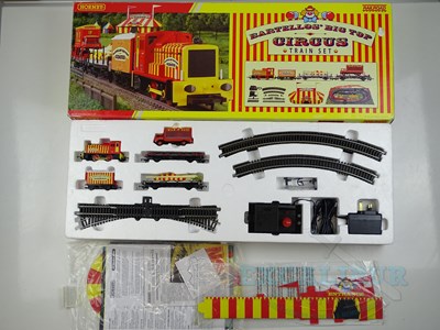 Lot 205 - A HORNBY OO gauge R1107 limited edition...