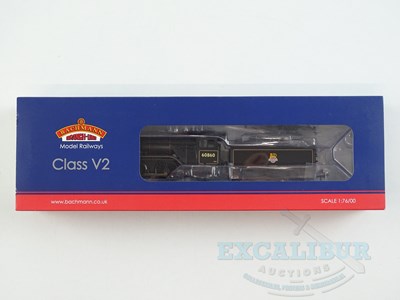 Lot 254 - A BACHMANN OO gauge 31-564 class V2 steam...