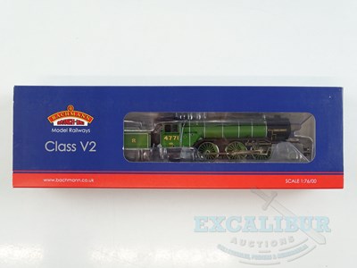 Lot 255 - A BACHMANN OO gauge 31-550B class V2 steam...