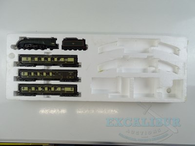 Lot 286 - A HORNBY OO gauge R1024 Queen of Scots train...