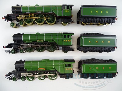 Lot 327 - A group of HORNBY OO gauge Flying Scotsman...