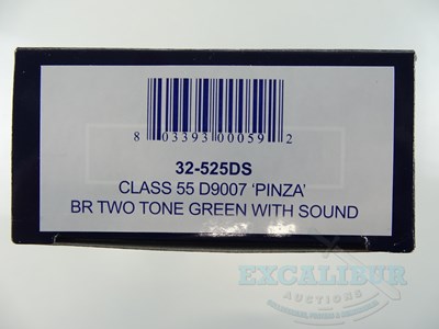 Lot 368 - A BACHMANN OO gauge 32-525DS Class 55 Deltic...