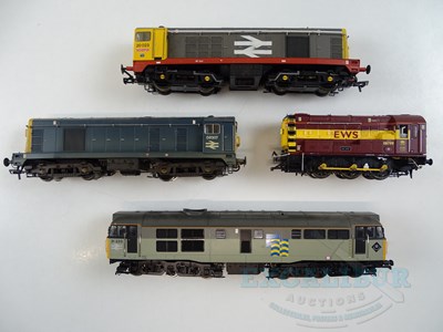 Lot 375 - A group of unboxed OO gauge diesel locomotives...