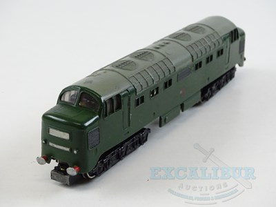 Lot 404 - A HORNBY DUBLO 2232 OO gauge 2-rail Deltic...