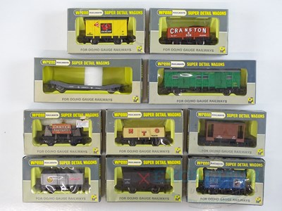 Lot 444 - A mixed group of WRENN OO gauge wagons in...