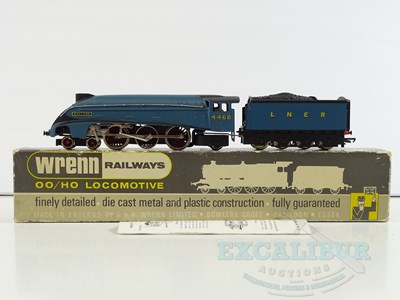 Lot 462 - A WRENN W2210 OO gauge Class A4 steam...