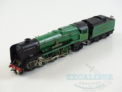 Lot 464 - A WRENN W2237 OO gauge rebuilt Bulleid Pacific...