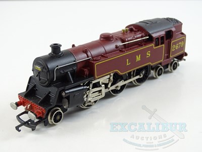 Lot 471 - A WRENN OO gauge W2219 Class 4MT steam tank...