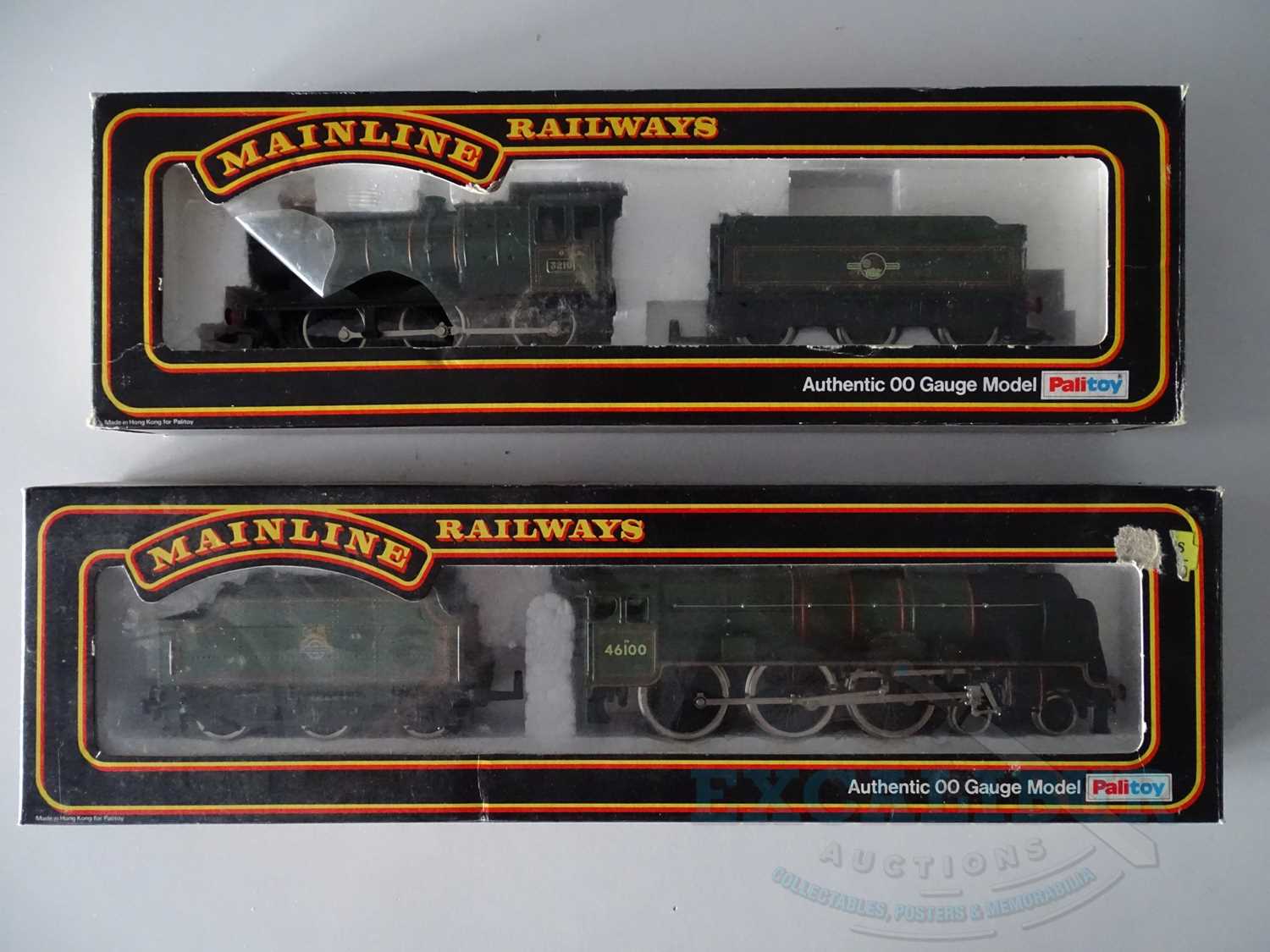 Lot 544 - A pair of MAINLINE OO gauge steam locomotives...