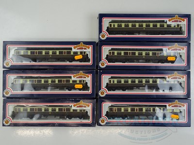 Lot 568 - A selection of BACHMANN OO gauge Collett...