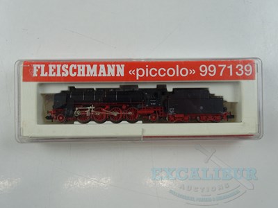 Lot 79 - A FLEISCHMANN N gauge 997139 German outline...