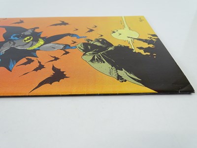 Lot 435 - DETECTIVE COMICS: BATMAN #583 - (1988 - DC) -...