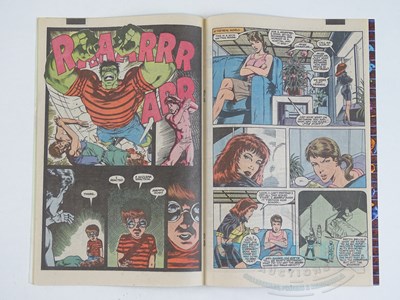 Lot 357 - INCREDIBLE HULK # 377 (1991 - MARVEL) -...