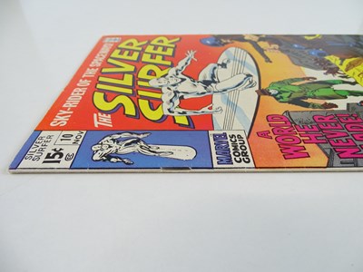 Lot 473 - SILVER SURFER #10 - (1970 - MARVEL) - John...