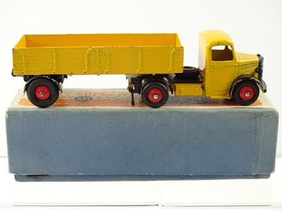 Lot 145 - A DINKY Supertoys 521 Bedford Articulated...