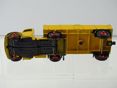 Lot 145 - A DINKY Supertoys 521 Bedford Articulated...