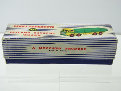 Lot 146 - A DINKY Supertoys 934 Leyland Octopus Wagon,...