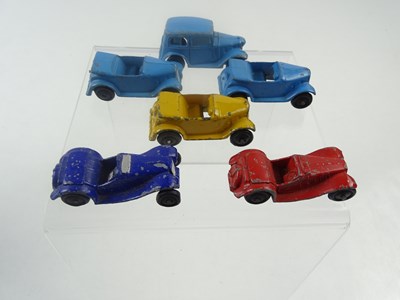 Lot 152 - A group of six DINKY 35 Series cars, x1 35a...