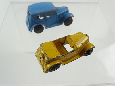 Lot 152 - A group of six DINKY 35 Series cars, x1 35a...