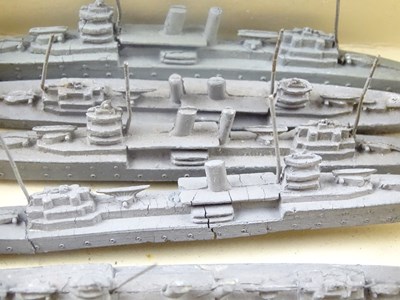 Lot 195 - A Pre-War DINKY Toys Trade Boxes of 6 ships...