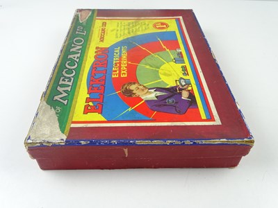 Lot 211 - A boxed 1930s Meccano Elektron Electrical...