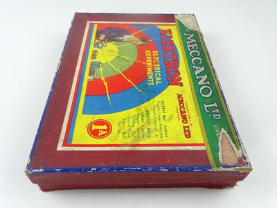 Lot 211 - A boxed 1930s Meccano Elektron Electrical...