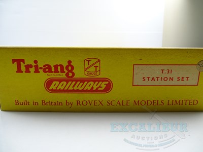 Lot 242 - A pair of TRI-ANG TT gauge station sets...