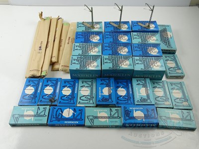 Lot 273 - A large quantity of boxed MARKLIN HO gauge...