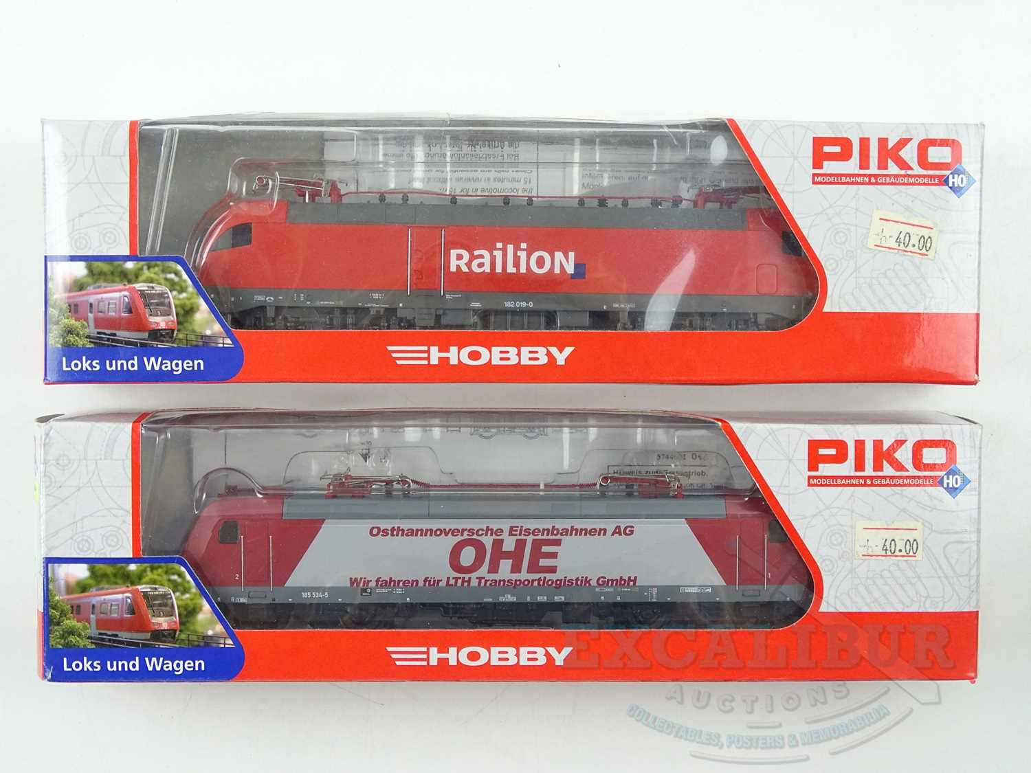 Lot 279 - A pair of PIKO HO gauge German outline...