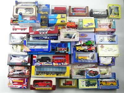 Lot 28 - A large mixed group of diecast vehicles to...