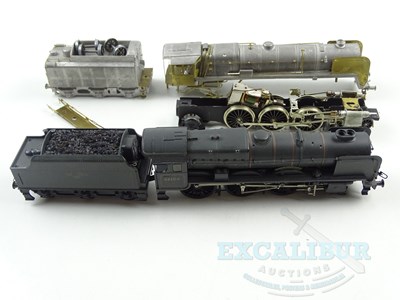 Lot 304 - A pair of OO gauge kitbuilt steam locomotives...