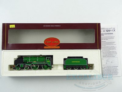 Lot 353 - A pair of HORNBY OO SR steam locomotives...