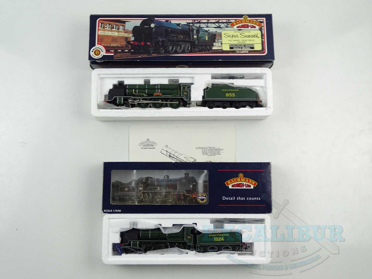 Lot 362 - A pair of BACHMANN OO gauge SR steam...