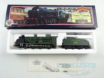 Lot 362 - A pair of BACHMANN OO gauge SR steam...