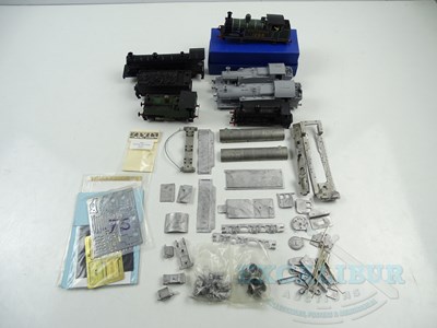 Lot 366 - A large quantity of unboxed OO gauge part...