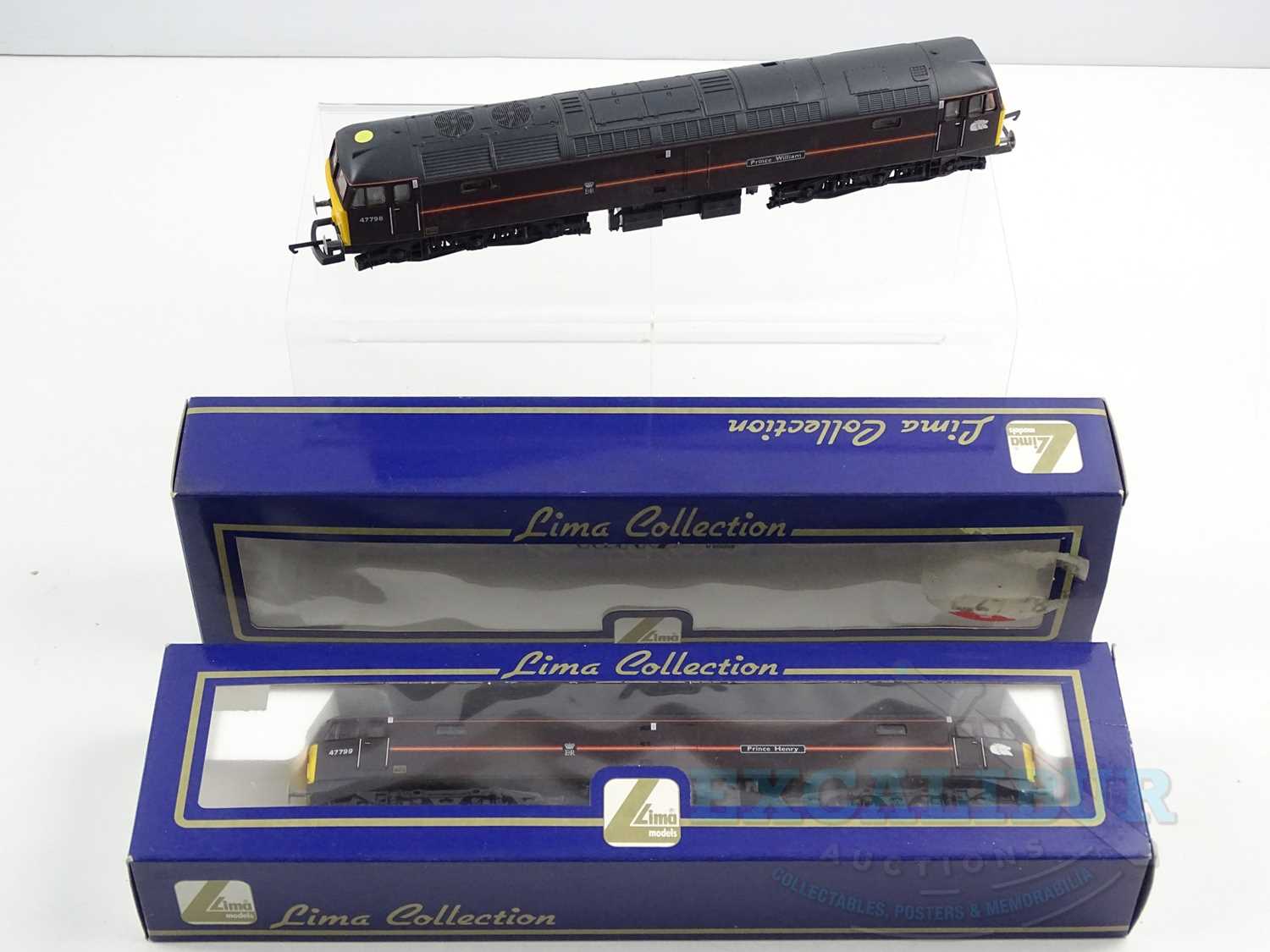 Lot 382 - A pair of LIMA OO gauge class 47 diesel...