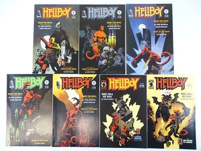 Lot 524 - HELL BOY (7 in Lot) - (LEGEND/DARK HORSE) -...