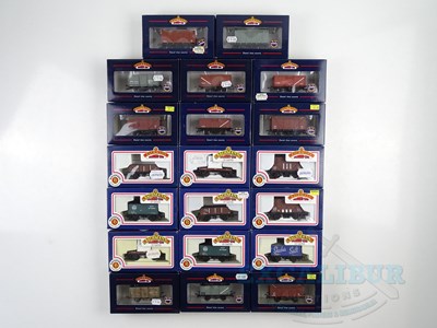 Lot 429 - A group of BACHMANN OO gauge wagons of various...