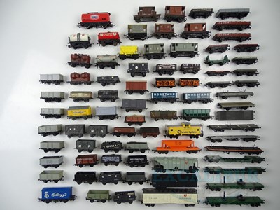 Lot 461 - A large quantity of unboxed OO gauge wagons by...