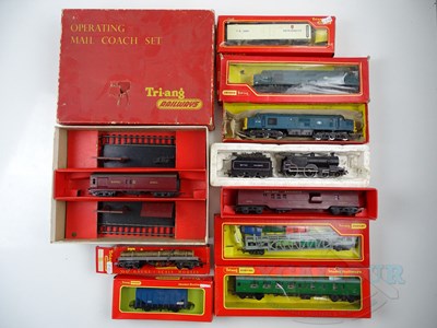 Lot 463 - A group of TRI-ANG/HORNBY OO gauge locomotives...