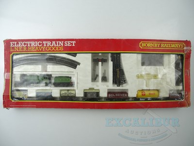 Lot 470 - A HORNBY OO gauge R786 vintage 1970s LNER...