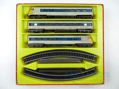 Lot 474 - A TRI-ANG OO gauge 'The Blue Pullman' train...