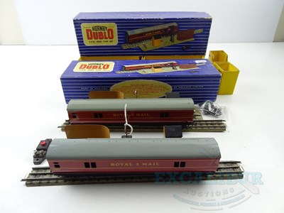 Lot 506 - A pair of HORNBY DUBLO OO gauge 3-rail...