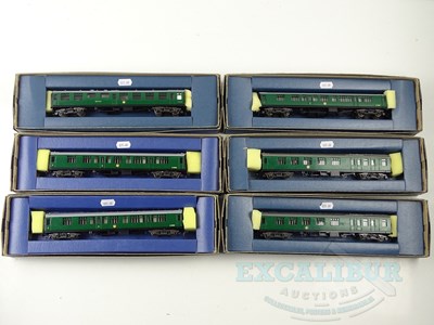 Lot 525 - A group of TRIX (LILIPUT) OO gauge Southern...