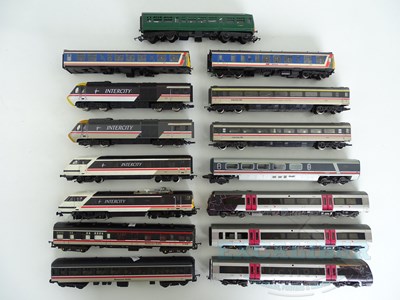 Lot 609 - A mixed group of mostly modern image OO gauge...