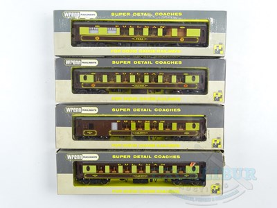 Lot 648 - A group of WRENN OO gauge Pullman cars...